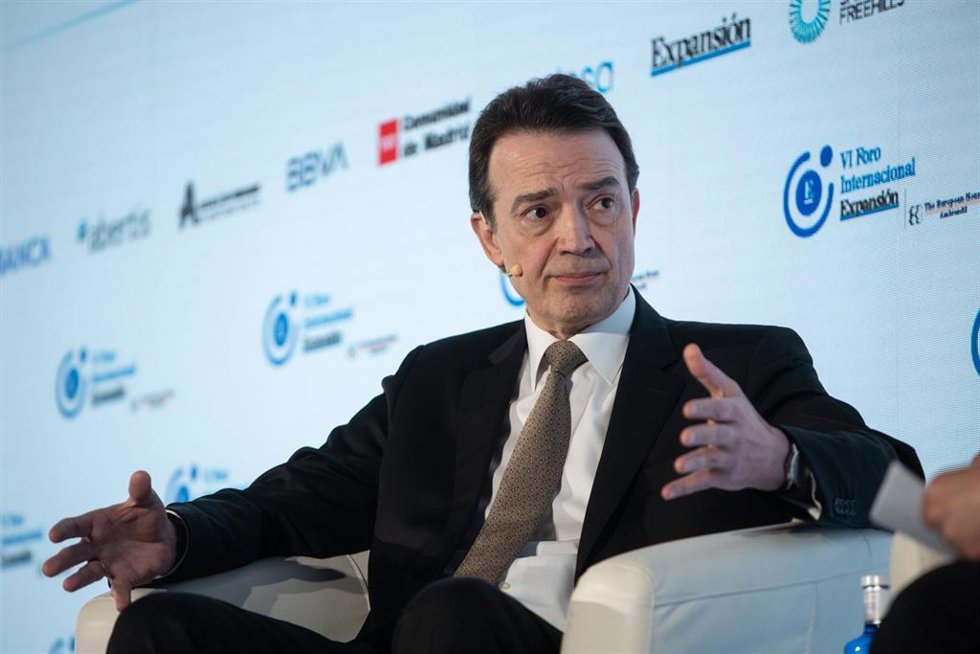 Archivo - El CEO de Enagás, Arturo Gonzalo Aizpiri
