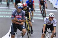 Van der Poel abandona el Tour por una neumonía