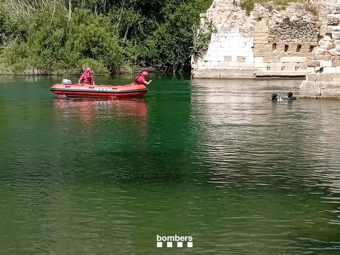 Dispositivo de búsqueda que ha encontrado los cadáveres de dos hombres que desaparecieron este lunes por la tarde