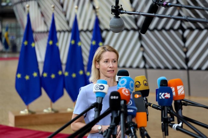 HANDOUT - 22 June 2025, Belgium, Brussels: High Representative of the EU for Foreign Affairs and Security Policy Kaja Kallas speaks to the media upon her arrival to attend the informal breakfast ahead of the EU Foreign Affairs Council. Photo: Alexandros M