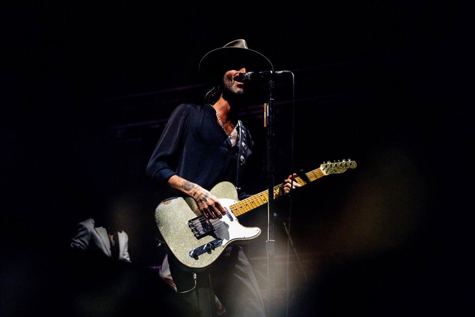 Archivo - El cantante Leiva actúa durante su concierto en el Movistar Arena, a 21 de junio de 2025, en Madrid (España). José Miguel Conejo Torres, conocido artísticamente como Leiva, es un músico, cantautor español y multi instrumentista de rock. En 199