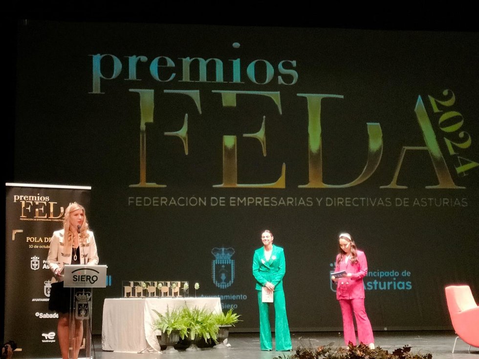 Archivo - La presidenta de FEDA, Begoña Fernández-Costales, en la entrega de Premios de 2024.
