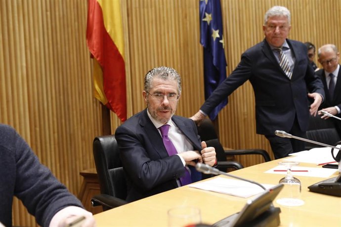 Archivo - Francisco Granados comparece en la comisión de investigación sobre la presunta financiación ilegal del PP, en el Congreso de los Diputados, en 2018. 