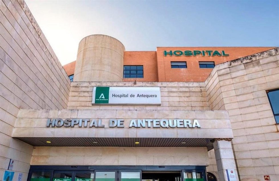 Fachada del Hospital de Antequera.