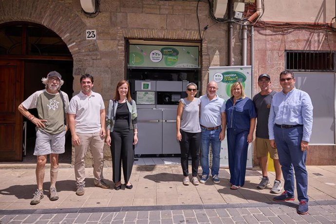 Visita al sistema de depósito y retorno de envases.