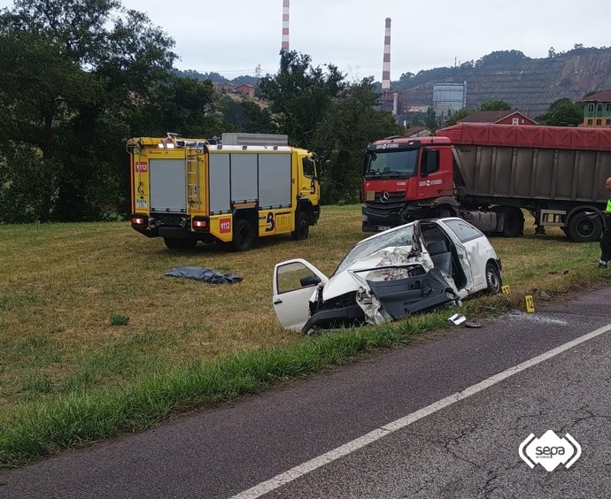 Accidente de tráfico en Carreño.