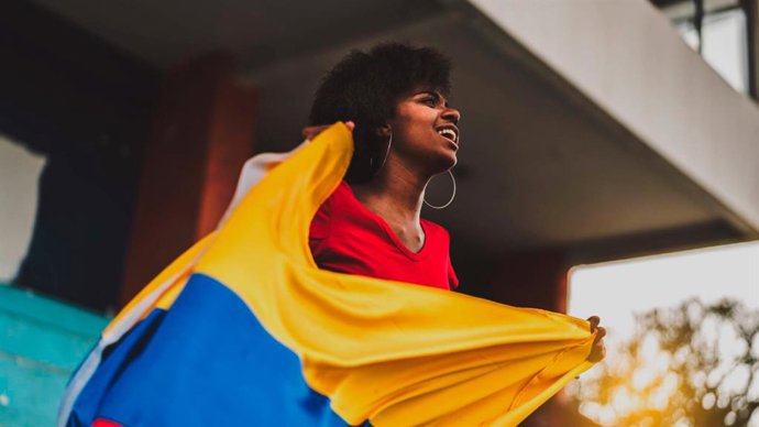 ProColombia activa doble campaña por el 20 de julio inspirada en el efecto mariposa (PRNewsfoto/ProColombia)