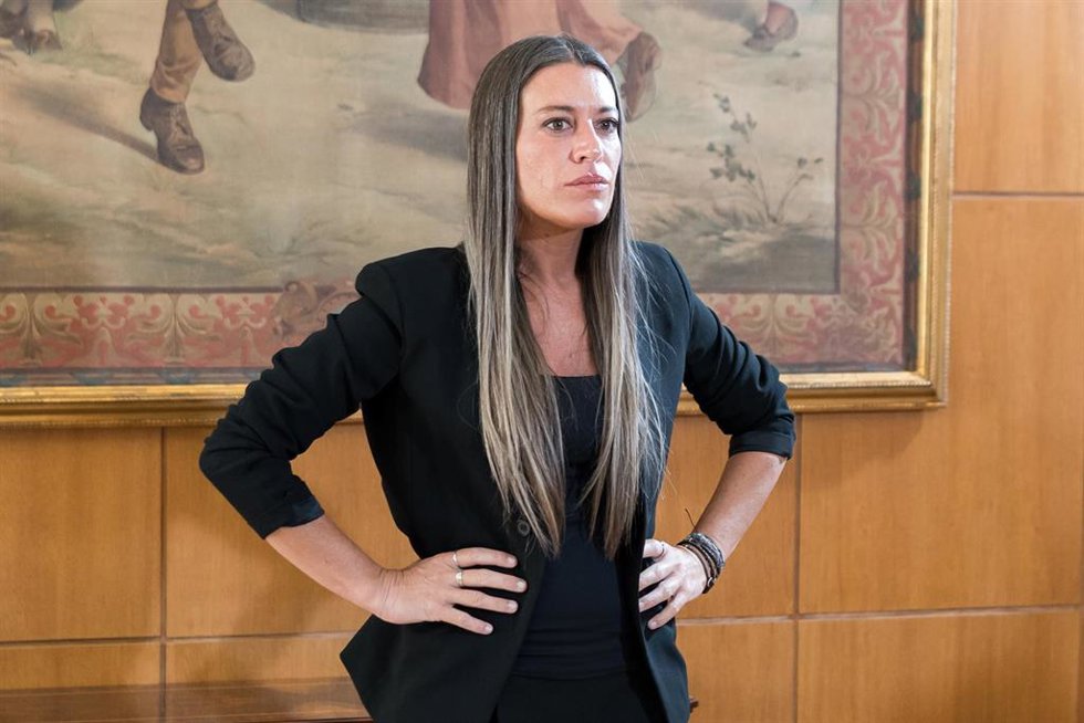 La portavoz de Junts en el Congreso de los Diputados, Miriam Nogueras, durante una reunión con la vicepresidenta segunda y ministra de Trabajo y Economía Social, Yolanda Díaz.