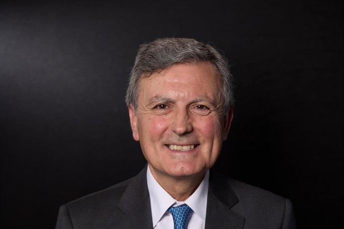 Archivo - El presidente de Correos, Pedro Saura, posa para Europa Press, a 6 de mayo de 2024, en Madrid (España). Pedro Saura es, actualmente, el presidente del Grupo Correos. Previamente ha sido presidente-consejero delegado de la empresa pública Parador