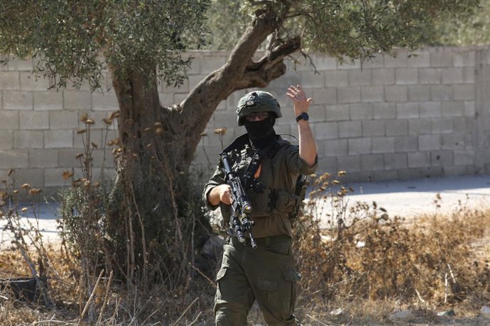 Soldado israelí en la ciudad cisjordana de Yenín