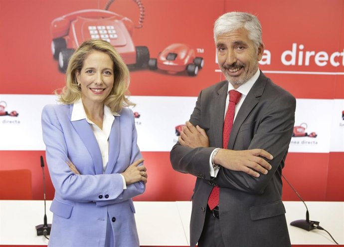 Archivo - La consejera Delegada de Línea Directa Aseguradora, Patricia Ayuela, y el director financiero, Carlos Rodríguez.