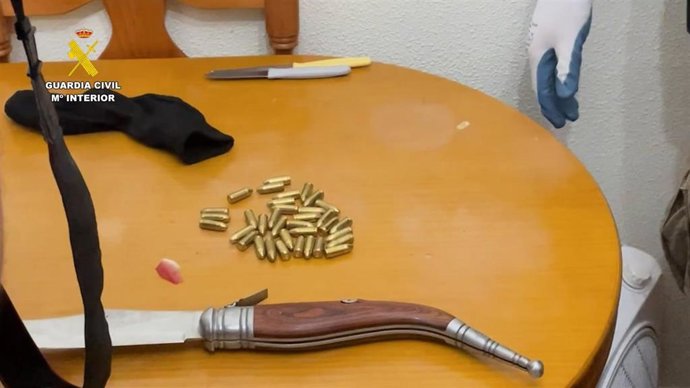 Detenidas tres personas por un tiroteo en plena calle en Pilar de la Horadada