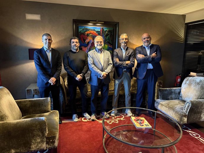 La Alianza Hotelera y Banco Santander refuerzan su colaboración con condiciones preferentes