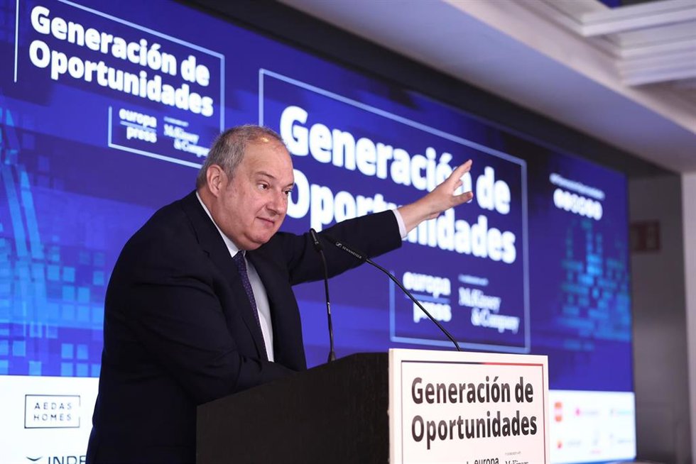 El ministro de Industria y Turismo, Jordi Hereu, participa en un encuentro del foro 'Generación de Oportunidades' de Europa Press, en el Hotel Rosewood Villa Magna, a 23 de julio de 2025, en Madrid (España).