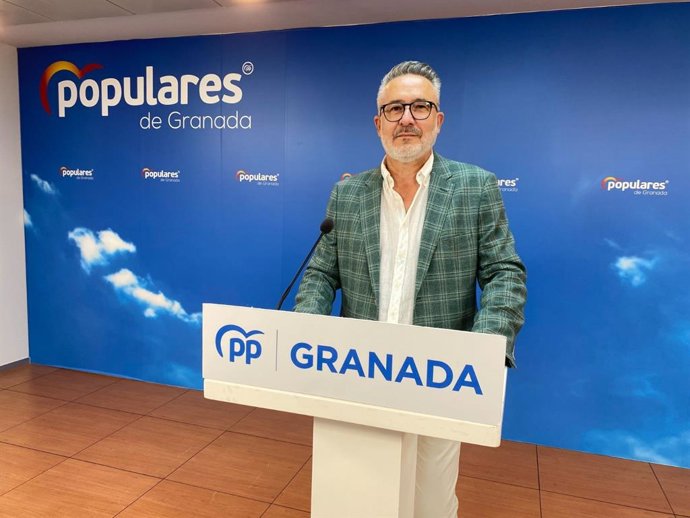 El portavoz del PP de Atarfe, Antonio Díaz