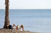 Foto: "Sentido común" y protección solar para evitar daños en la piel
