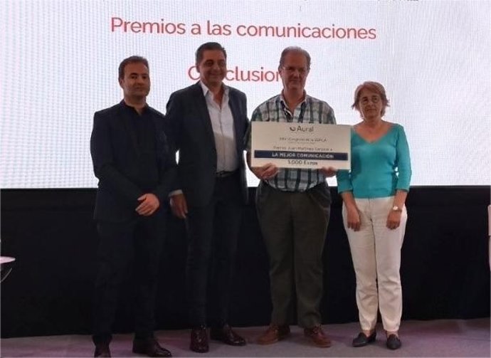 El facultativo especialista en Otorrinolaringología del Hospital Universitario Costa del Sol de Marbella (Málaga), Manuel Oliva Domínguez, galardonado con dos premios en el ámbito de la Neurootología.