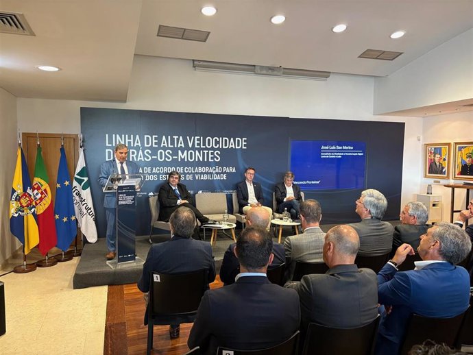 Sanz Merino durante su intervención en Bragança.