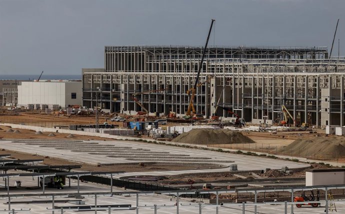L'obertura del vial estructural de Parc Sagunt II on se situa la Gigafactoria, a 23 de juliol del 2025, a València, Comunitat Valenciana (Espanya). 
