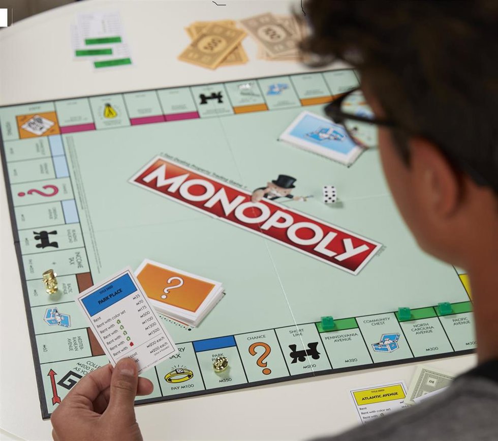Archivo - Juego de mesa Monopoly