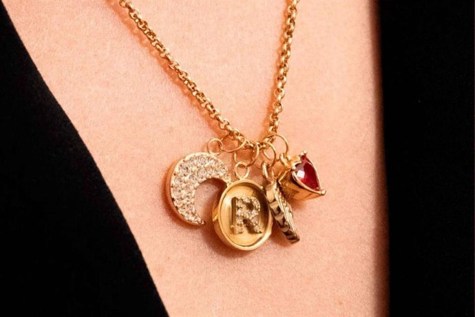 Comienza la campaña de rebajas de verano en AmaloA con un 20% de descuento en collares, pendientes, pulseras y anillos