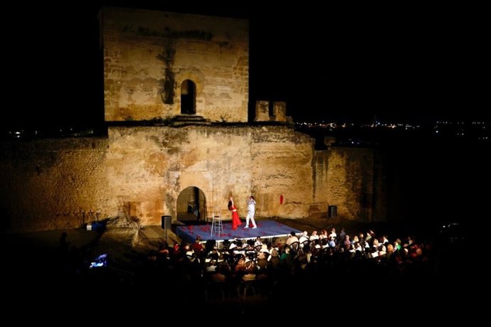 Flamenco, teatro y música andalusí llenan las noches de Alcalá con 'Noctaíra'.