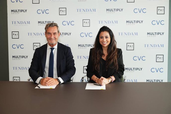 Jaume Miquel, presidente y consejero delegado de Tendam y Samia Bouazza, consejera delegada de Grupo y directora general de Multiply Group.