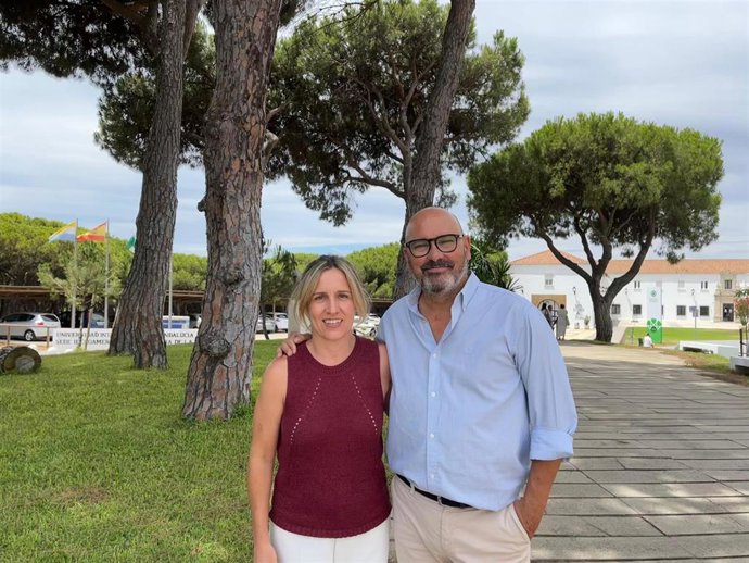 Juan Manuel Fernández Gómez y Ana José Manovel Sánchez en los cursos de verano de la UNIA