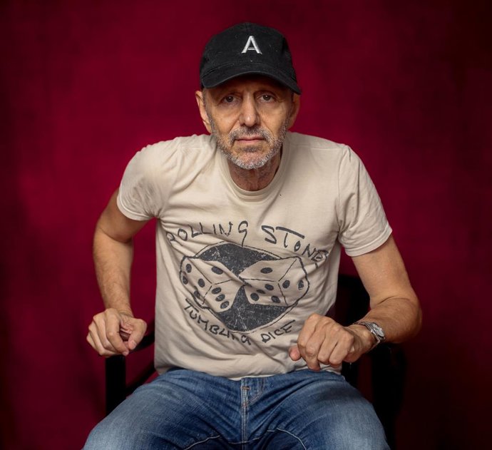 Archivo - El cantante y compositor Alejo Stivel posa para Europa Press, a 31 de julio de 2024, en Madrid (España). Alejandro Stivelberg Katz, conocido artísticamente como Alejo Stivel, es un cantante, compositor y productor musical argentino. Voz de la ba