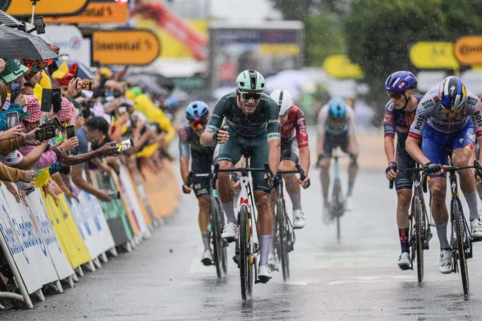 El ciclista Jonathan Milan (Lidl-Trek) ha ganado este miércoles la decimoséptima etapa del Tour de Francia, disputada entre Bollne y Valence sobre 160,4 kilómetros