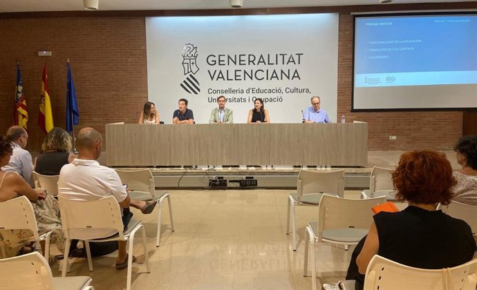 La Conselleria d'Educació, Cultura, Universitats i Ocupació ha presentat este dimecres el projecte pilot per a la nova aplicació SAÒ, una nova aplicació que el seu objectiu és "millorar la gestió de la formació en empresa de l'alumnat de FP"