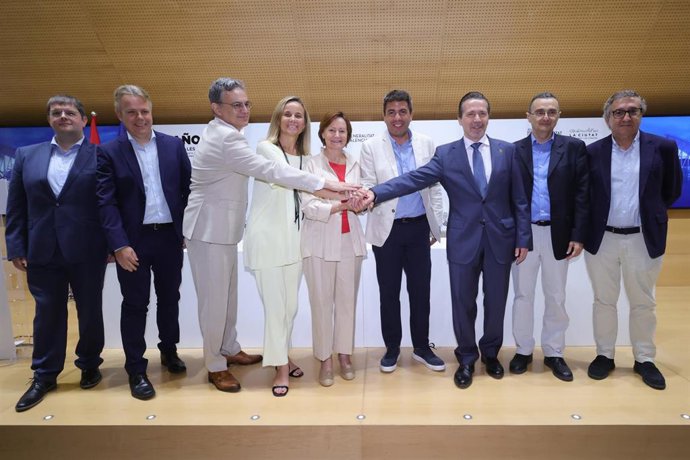 La Comunitat Valenciana renueva el convenio con la Agencia Espacial Europea (ESA) para ser "referente" en investigación e industria aeroespacial