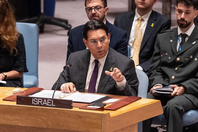 Archivo - Arquivo - 22 de junho de 2025, Nova York, Nova York, Estados Unidos: O embaixador Danny Danon, de Israel, discursa durante reunião de emergência do Conselho de Segurança sobre a situação no Oriente Médio depois que os EUA ordenaram e realizaram 