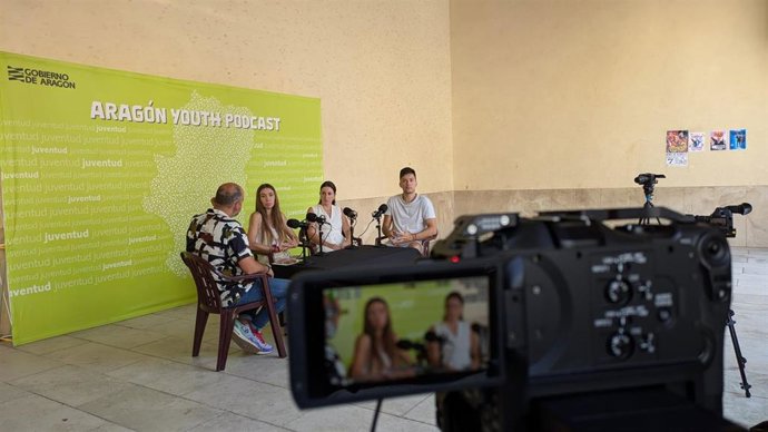 El vídeo-podcast Aragón Youth Podcast está grabando sus primeros 10 episodios por las tres provincias este verano.