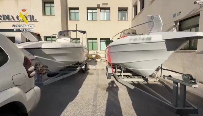Las dos embarcaciones incautadas cuando pretendían introducir 1.500 kilos de coca por Cádiz y Rota.