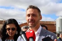 Junta ve positivos los datos pero muestra su preocupación ante incertidumbres nacionales que "lastran" el empleo