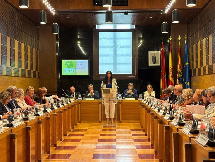 La alcaldesa de Huesca, Lorena Orduna, en su intervención en el Debate sobre el Estado de la Ciudad.