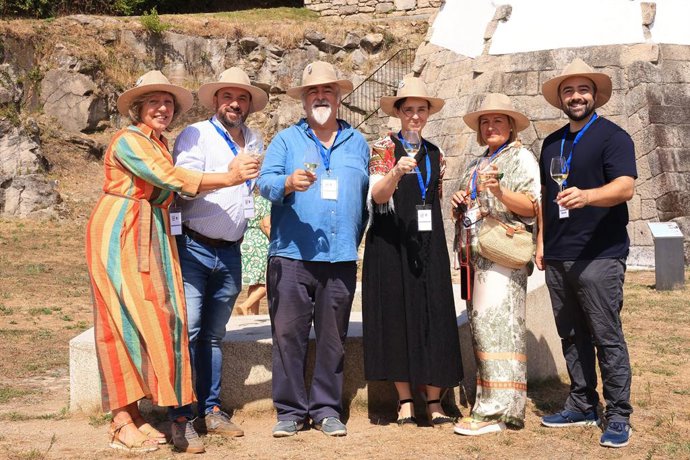 Miembros de la organización y corporación municipal