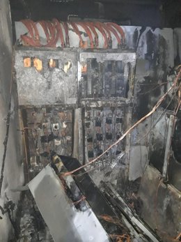 Archivo - Centro de transformación calcinado en la zona norte de Granada, en imagen de archivo