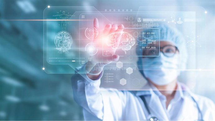 Archivo - Imagen de recurso de un médico utilizando IA.