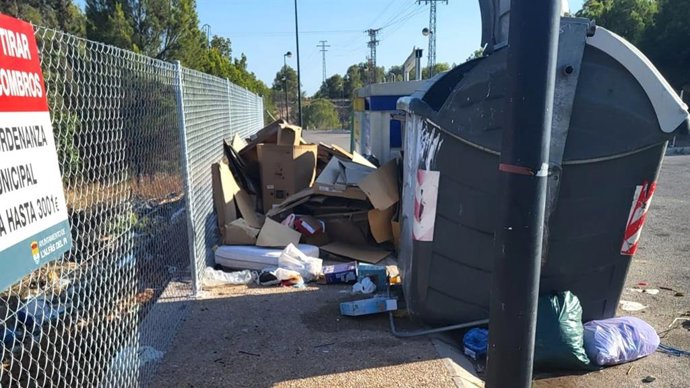 La Policía Local de l'Alfàs el Pi abre cuatro expedientes sancionadores por vertidos incontrolados