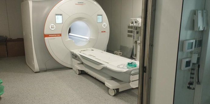 Archivo - Nueva resonancia del Hospital de Barbastro.