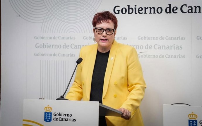 Archivo - La consejera de Bienestar Social del Gobierno de Canarias, Candelaria Delgado,