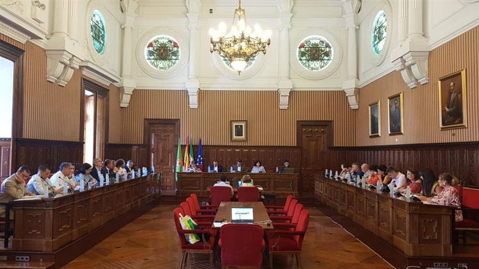 Celebración del último pleno de Diputación antes de las vacaciones de verano