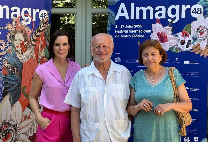 El actor Juan Echanove recibe un premio en Almagro.