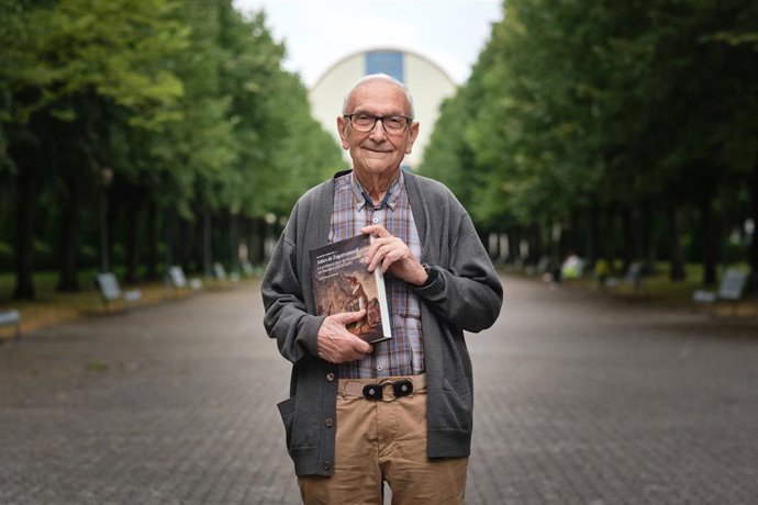Jesús Moya Mangas, autor de un libro sobre brujería en Navarra publicado por la Universidad Pública de Navarra (UPNA).