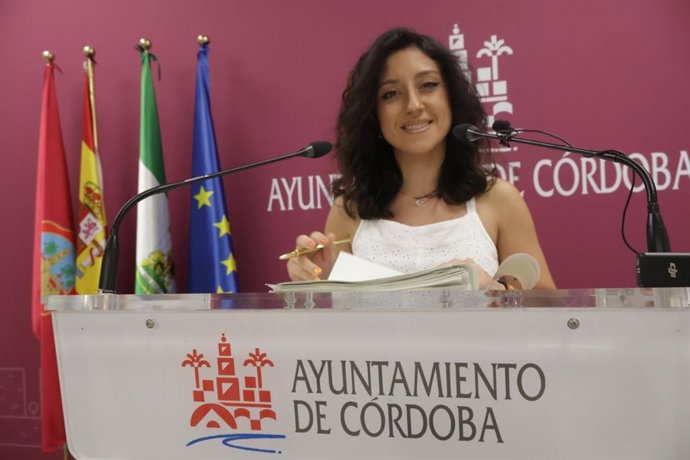 La teniente de alcalde delegada de Juventud del Ayuntamiento de Córdoba, Cintia Bustos.