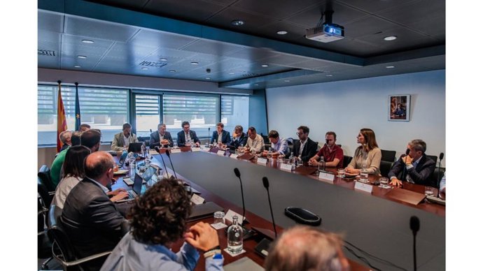 Archivo - Catalunya constituye la Mesa público-privada para el impulso del vehículo eléctrico