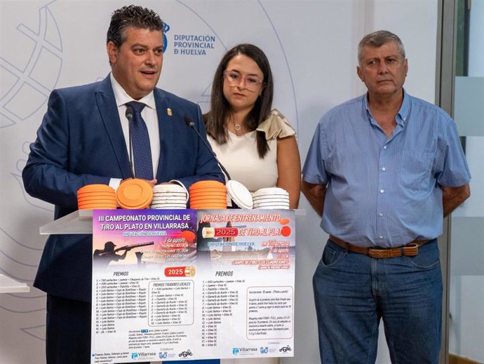 Presentación del III encuentro Provincial de Tiro al Plato en la Diputación de Huelva.