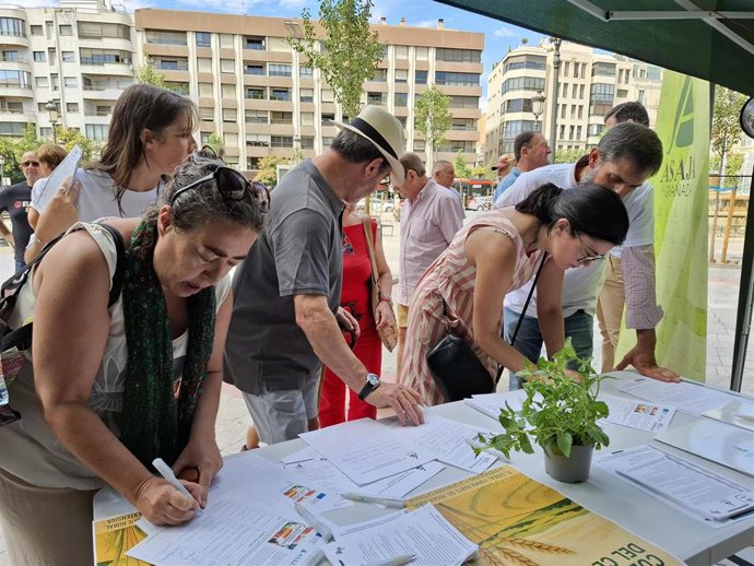Movilización por el futuro del cultivo del cereal en la provincia de Granada
